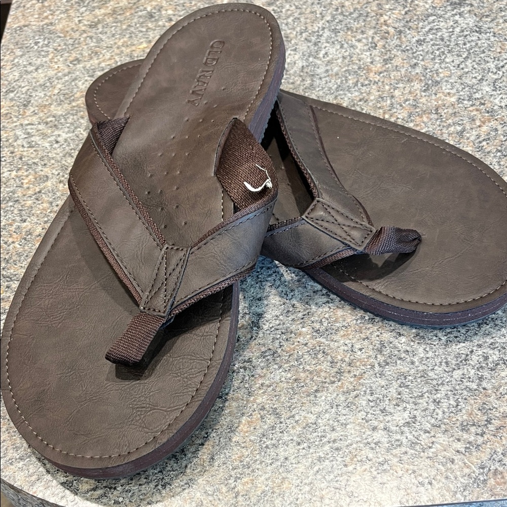 Old Navy Men's Dark Brown Flip-Flops